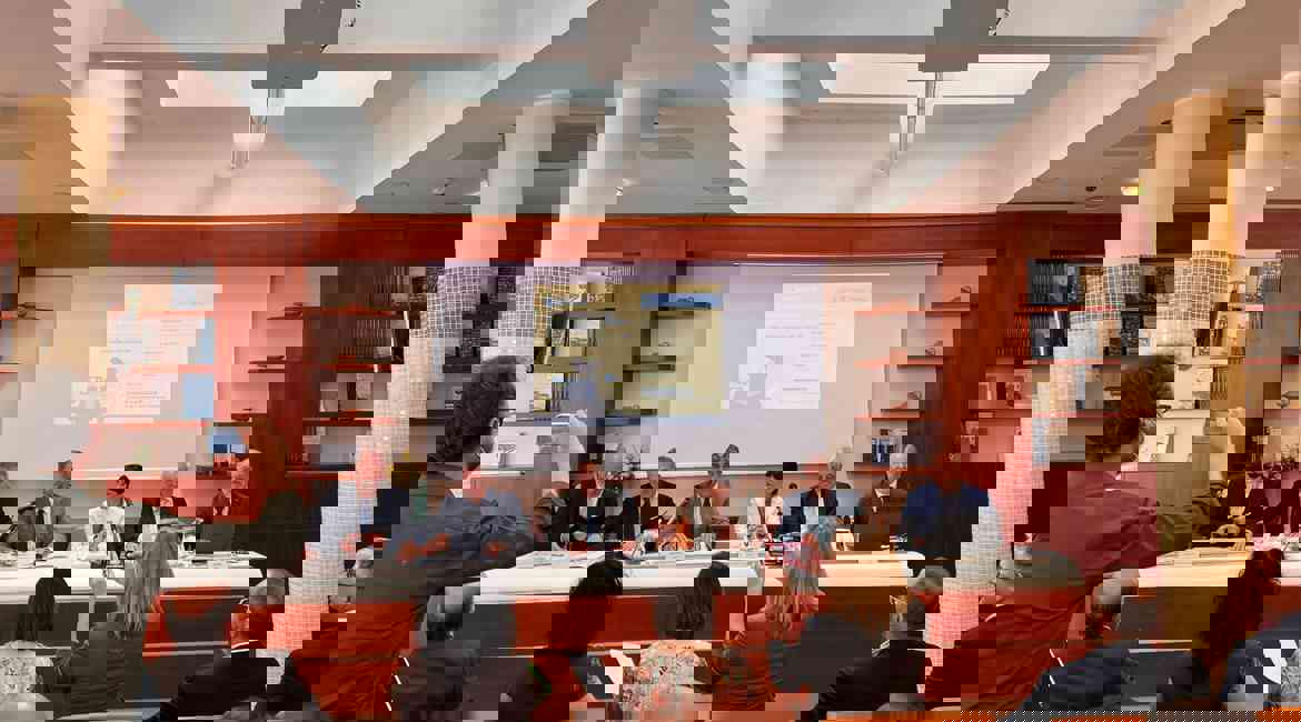 Foto Tavolo 2